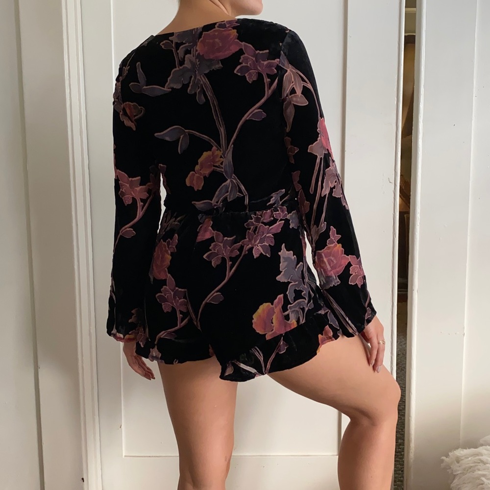 Velvet romper - Picture 3 of 3